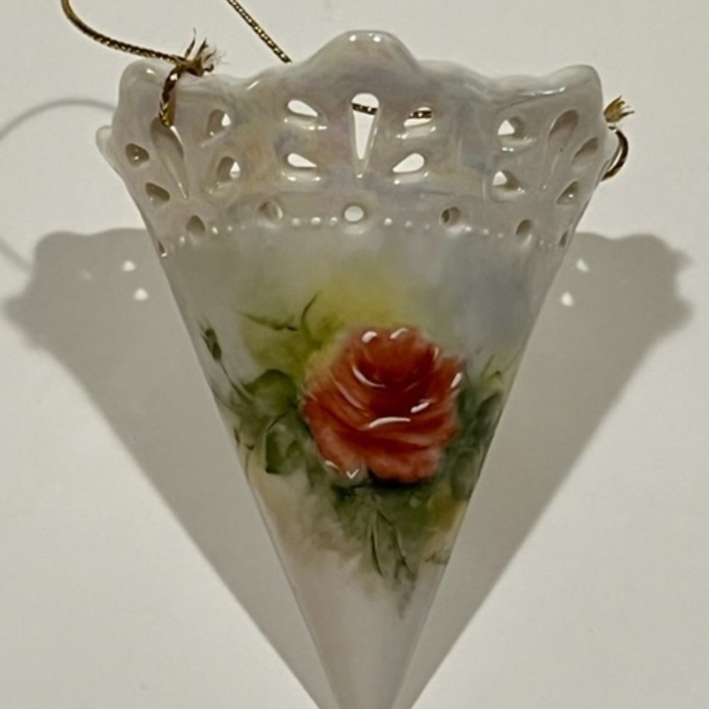 Vtg RARE  hand decorated iridescent porcelain cone potpourri holder artist sign
